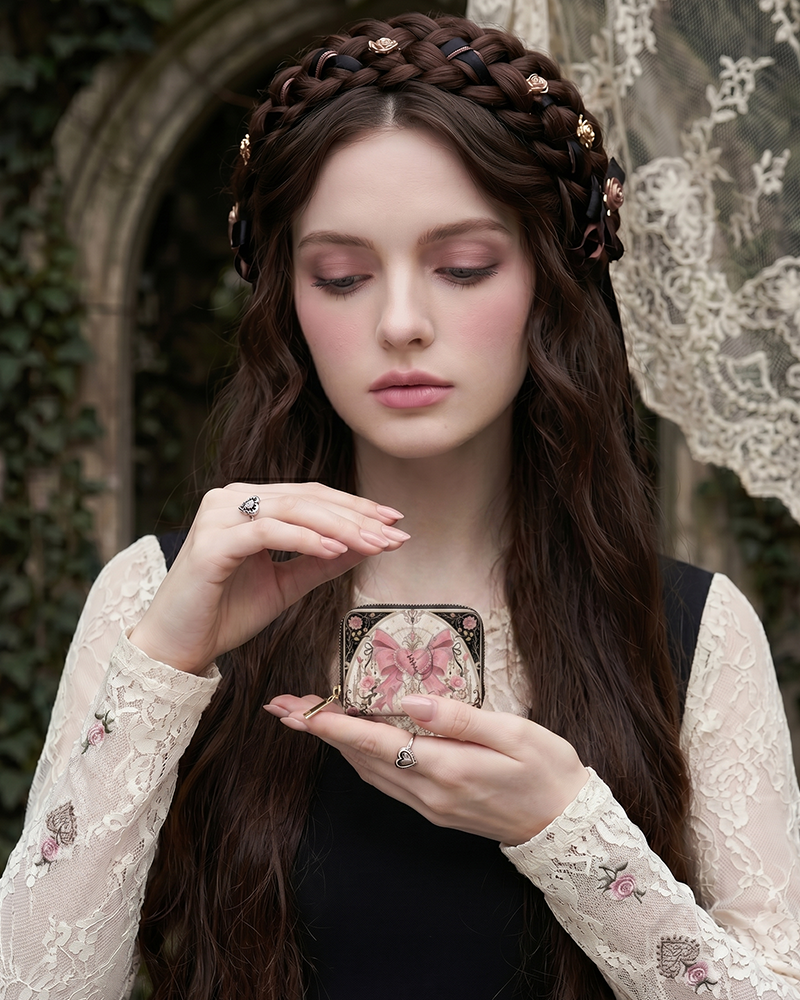 Heartlace Mini Wallet