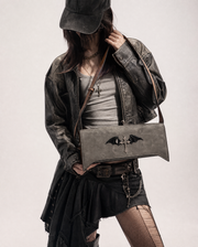 Grey Bat‑Crux Flap