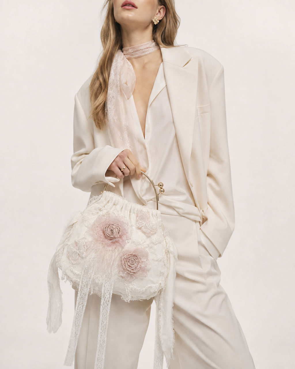 Lace Bloom Kisslock Bag